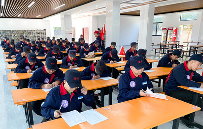 以賽促學，共同進步